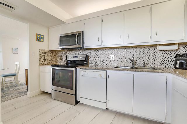100 Ocean Trail Way 1003, Jupiter, FL 33477