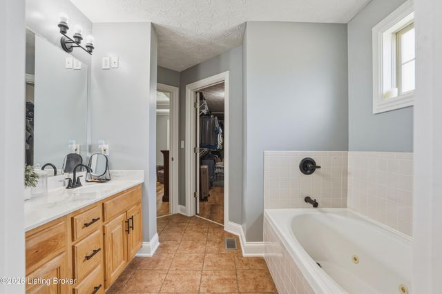 46 Rimrock Ct, Elizabethtown, KY 42701