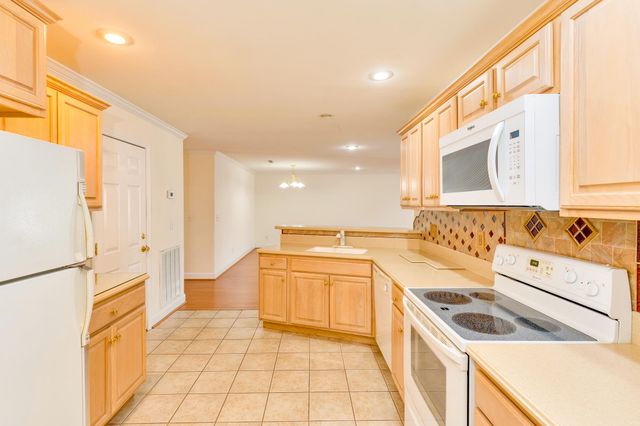 1203 Applebrook Drive, Rossville, GA 30741