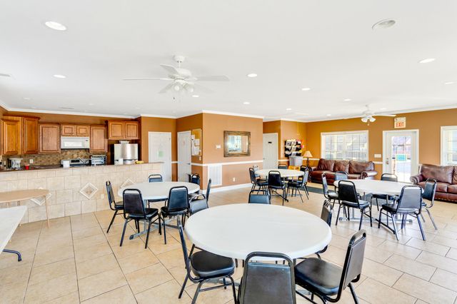 1203 Applebrook Drive, Rossville, GA 30741