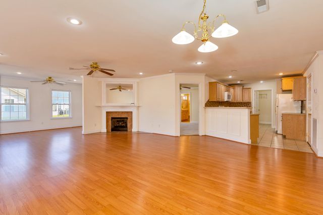 1203 Applebrook Drive, Rossville, GA 30741