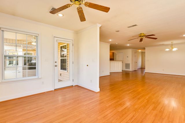 1203 Applebrook Drive, Rossville, GA 30741