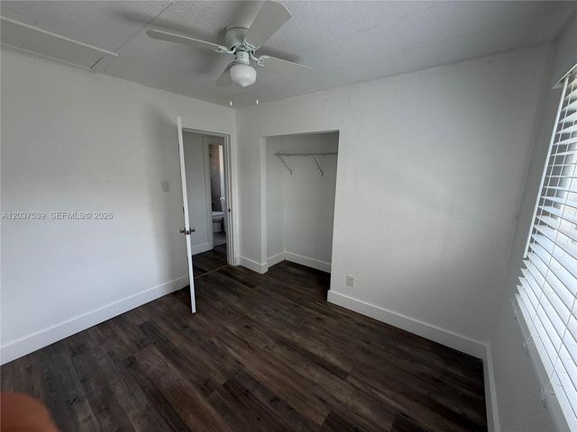 2910 NW 25th Street, Fort Lauderdale, FL 33311