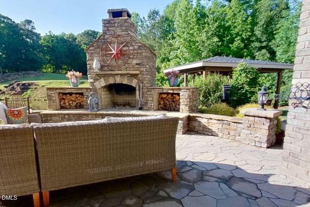 233 Hein Drive, Clayton, NC 27527