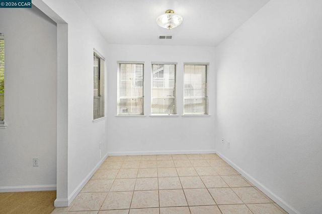 320 Warmcastle Court, Martinez, CA 94553