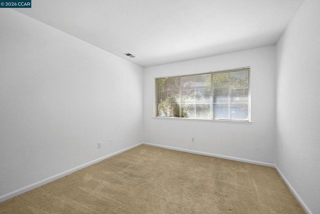 320 Warmcastle Court, Martinez, CA 94553