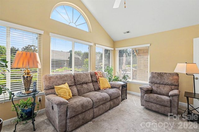 4720 Polo Gate Boulevard, Charlotte, NC 28216
