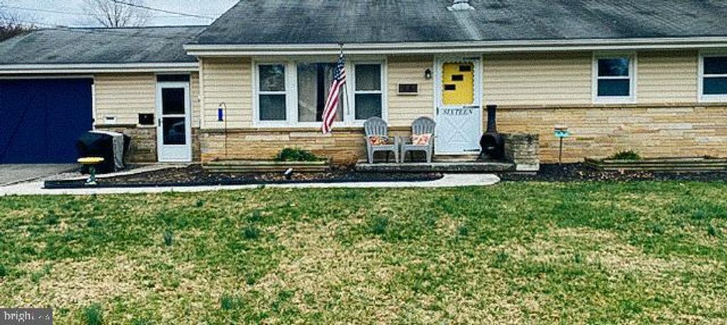 16 FORD AVE, Boonsboro, MD 21713
