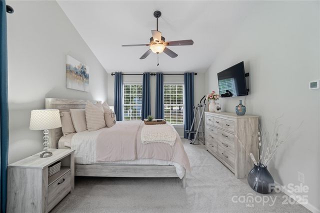 5701 Fairvista Drive, Charlotte, NC 28269