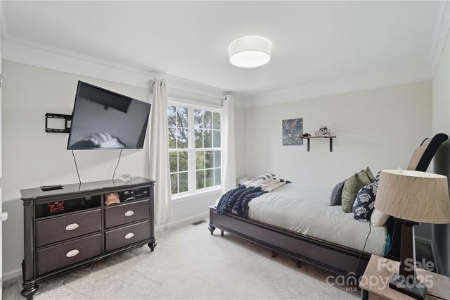 5701 Fairvista Drive, Charlotte, NC 28269