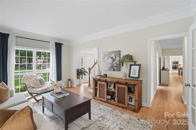 5701 Fairvista Drive, Charlotte, NC 28269