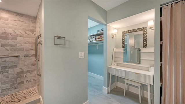 131 WHISPERING SANDS CIRCLE V33, Sarasota, FL 34242