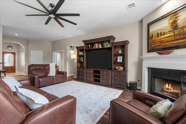 314 Diamond Bay Drive, Dickinson, TX 77539
