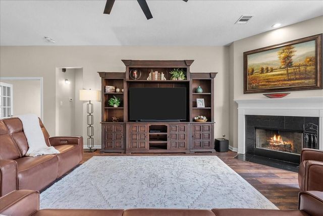 314 Diamond Bay Drive, Dickinson, TX 77539