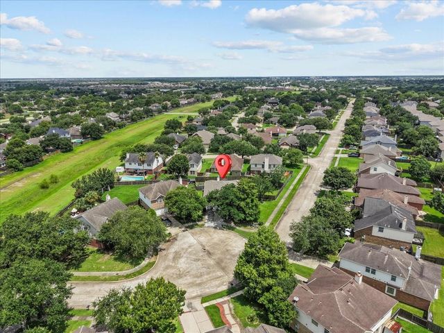 314 Diamond Bay Drive, Dickinson, TX 77539
