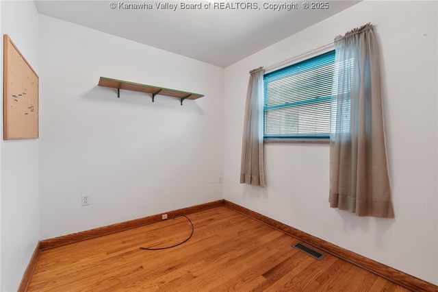 2368 Adams Avenue, St Albans, WV 25177