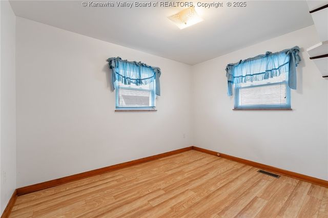 2368 Adams Avenue, St Albans, WV 25177