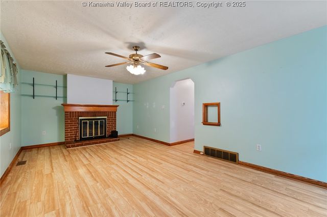 2368 Adams Avenue, St Albans, WV 25177