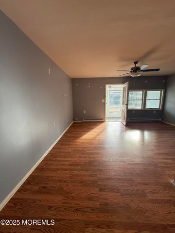 479 Dartmoor Court B, Lakewood, NJ 08701