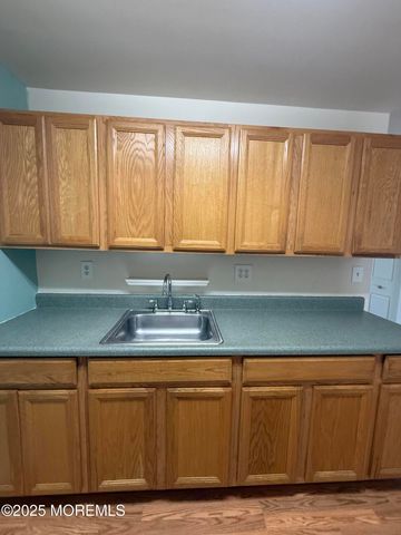 479 Dartmoor Court B, Lakewood, NJ 08701