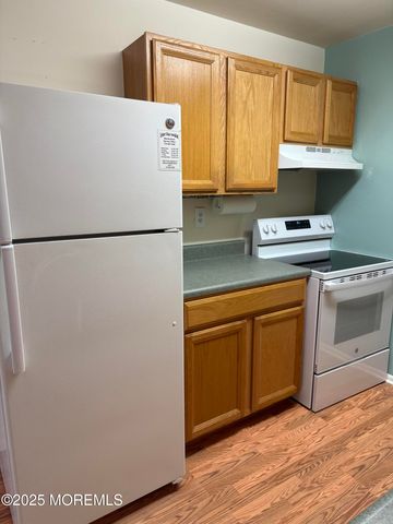 479 Dartmoor Court B, Lakewood, NJ 08701