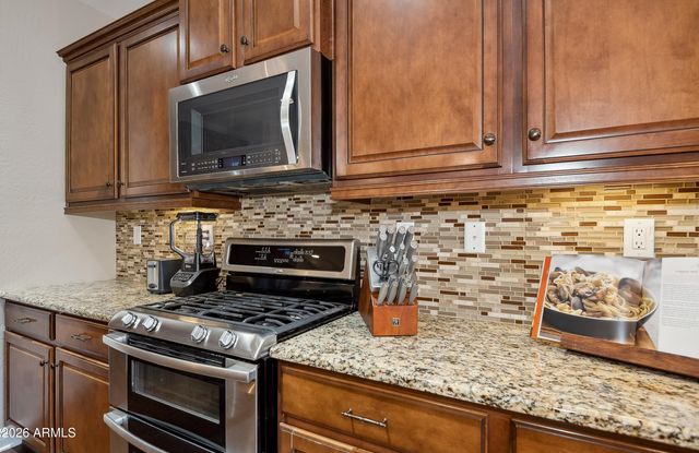3760 E COVEY Lane, Phoenix, AZ 85050