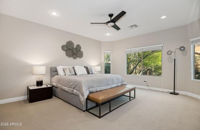3760 E COVEY Lane, Phoenix, AZ 85050