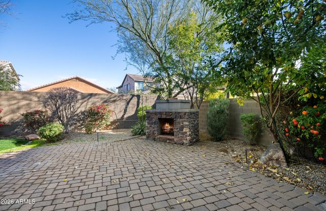 3760 E COVEY Lane, Phoenix, AZ 85050