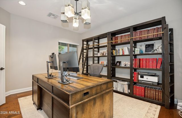 3760 E COVEY Lane, Phoenix, AZ 85050