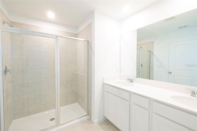 104 ROYAL RANCH ROAD, Groveland, FL 34736