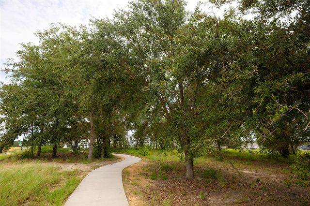 104 ROYAL RANCH ROAD, Groveland, FL 34736