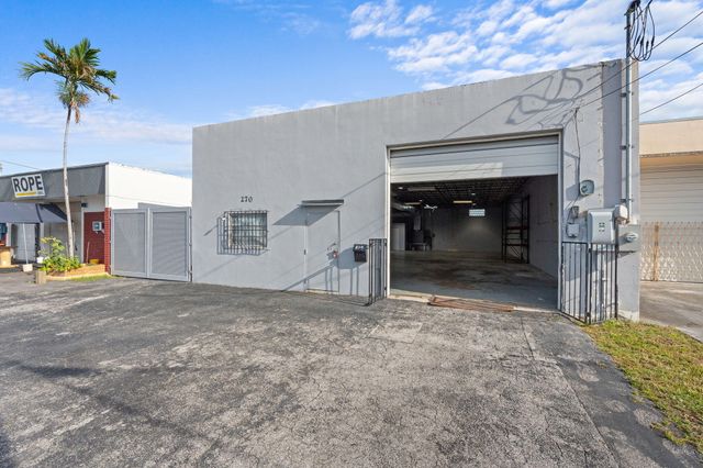 270 SW 33rd Street, Fort Lauderdale, FL 33315