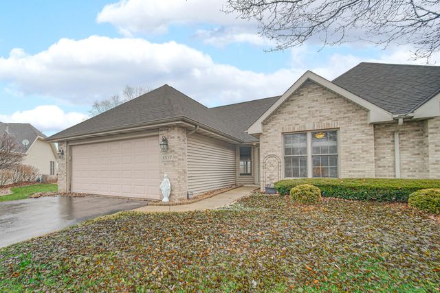 1517 Rosewood Lane, Schererville, IN 46375