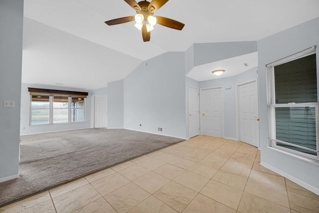 1517 Rosewood Lane, Schererville, IN 46375