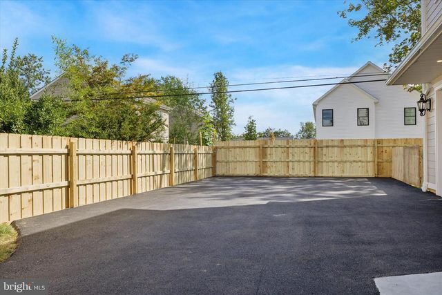 412 E JEFFERSON, Media, PA 19063