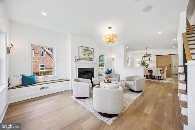 412 E JEFFERSON, Media, PA 19063