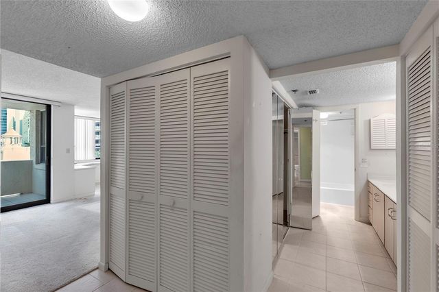101 SUNSET DRIVE PH1, Sarasota, FL 34236