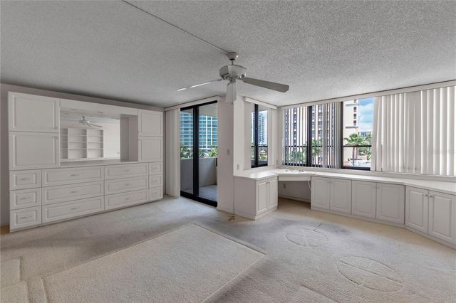 101 SUNSET DRIVE PH1, Sarasota, FL 34236