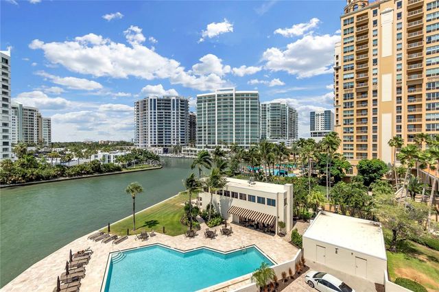 101 SUNSET DRIVE PH1, Sarasota, FL 34236