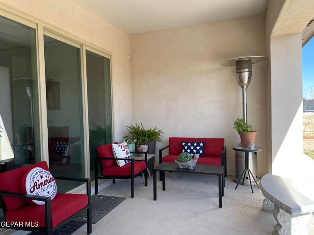 2382 ENCHANTED CROWN Lane, El Paso, TX 79911