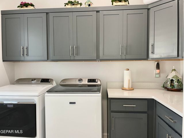 2382 ENCHANTED CROWN Lane, El Paso, TX 79911