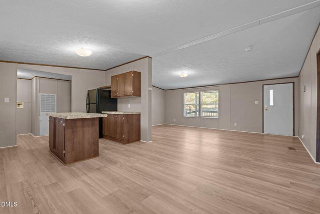 2800 Lobelia Road, Vass, NC 28394