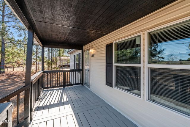 2800 Lobelia Road, Vass, NC 28394