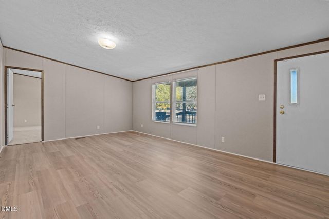 2800 Lobelia Road, Vass, NC 28394