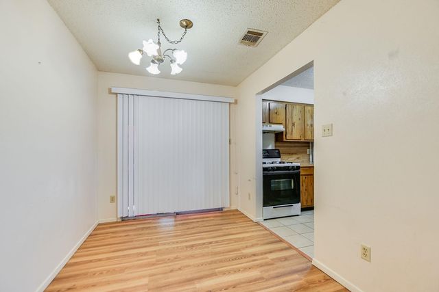 11948 Sunhillow BND A & B, Austin, TX 78758