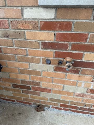 2211 Benjamin Lane, Bloomington, IL 61701