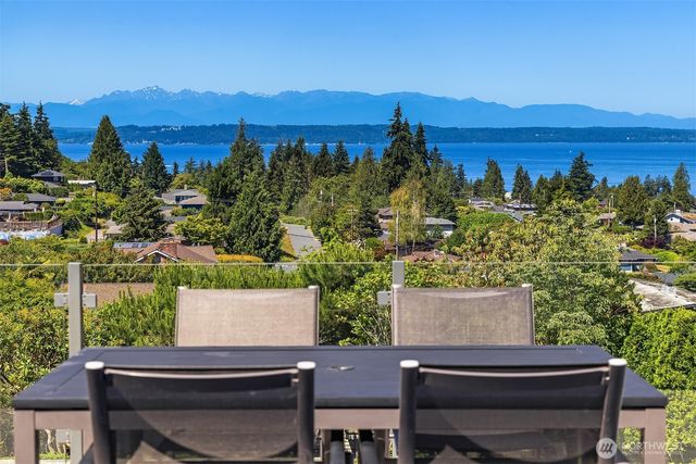 227 Highland Drive, Edmonds, WA 98020