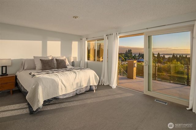 227 Highland Drive, Edmonds, WA 98020