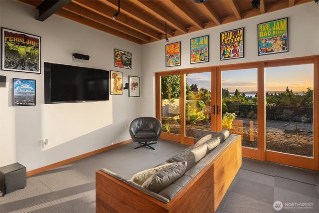 227 Highland Drive, Edmonds, WA 98020