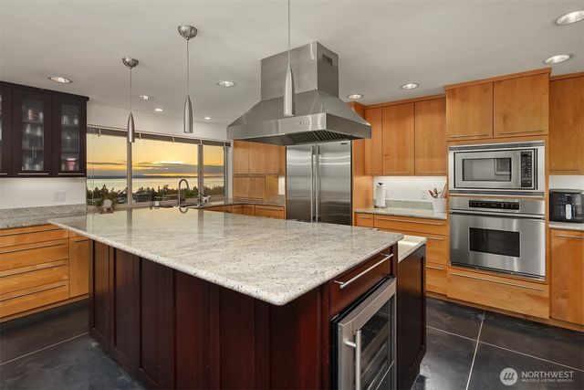 227 Highland Drive, Edmonds, WA 98020